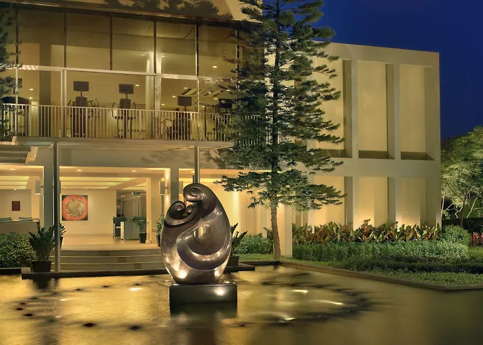 Bangna Pride & 4* Bangkok